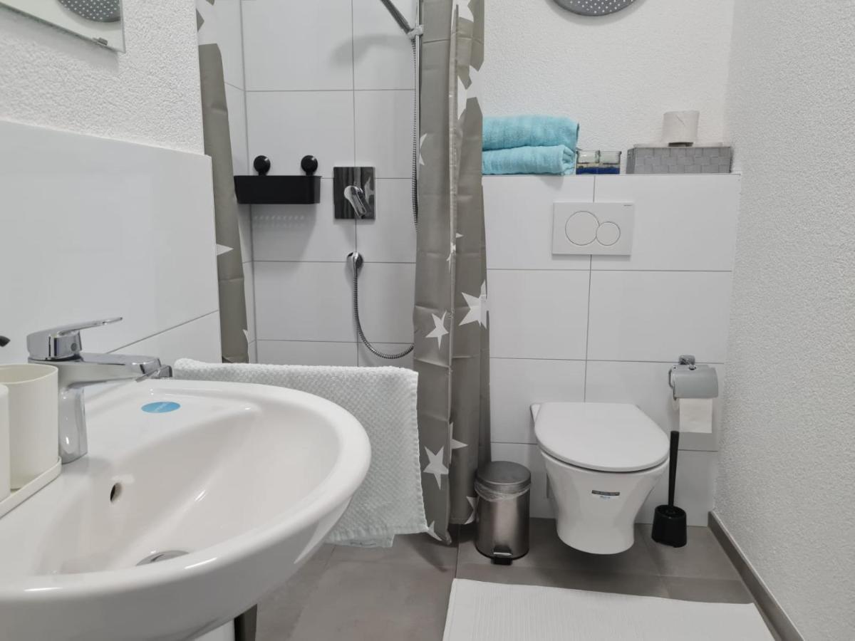 Pension Am Rathaus, 24H Check-In Mundelsheim Dış mekan fotoğraf