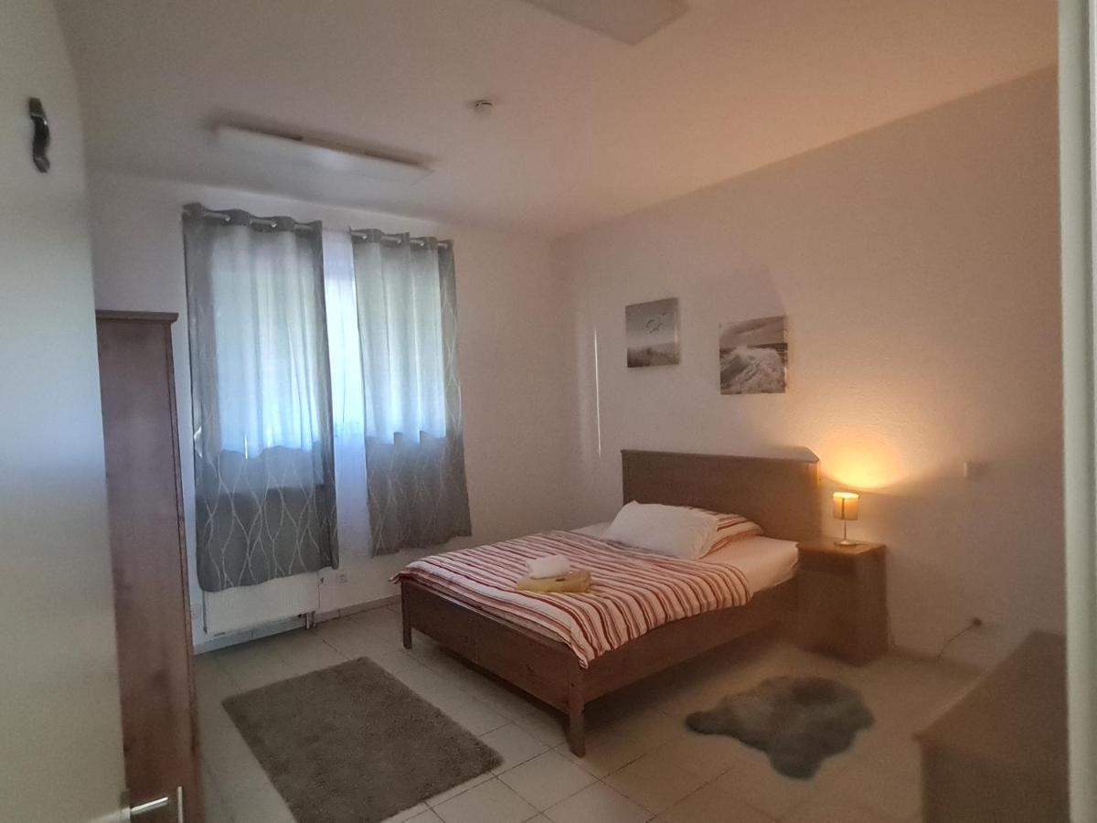Pension Am Rathaus, 24H Check-In Mundelsheim Dış mekan fotoğraf
